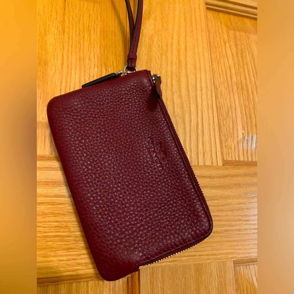 Brand New without tags attached Coach Wristlet